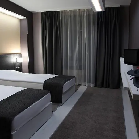 ホテル Idol トゥルゴヴィシテ