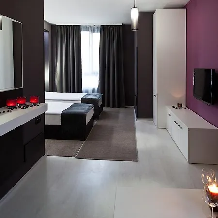 Idol Hotel 3*