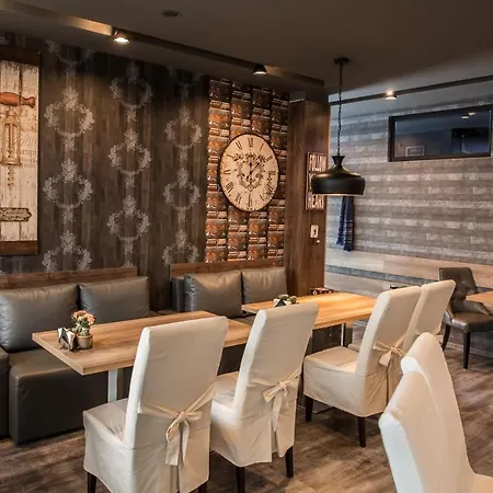 Idol Hotel 3*