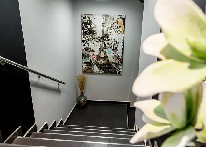 Idol トゥルゴヴィシテ